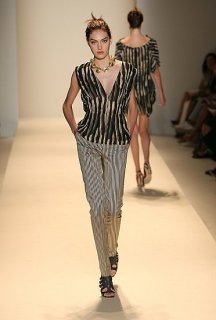 82755441_10.preview.jpg