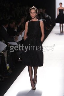 52151232oscardelarentafall2005.jpg