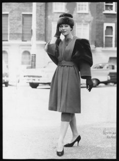 Norman Hartnell 05.jpg