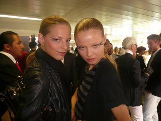 31588_snmek_150_122_1130lo.jpg 31588_snmek_150_122_1130lo.jpg