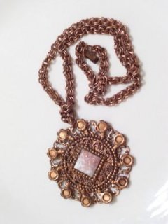 pendantnecklace.jpg
