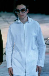 00032.L.jpg