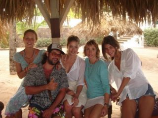 caroline francischini & Doutzen Kroes.jpg