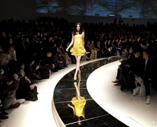 versace2.jpg