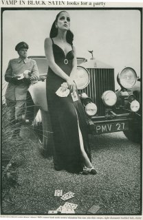 british_vogue_october_1_1967__donna_mitchell__jeanloup_sieff8sm.jpg