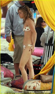 annalynne-mccord-bikini-10.jpg