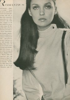 american_vogue_august_1_1967__donna _mitchell__waldeck__1sm.jpg