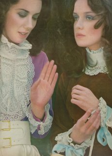 american_vogue_august_1_1967__donna _mitchell__waldeck__2sm.jpg