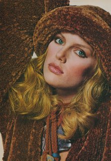 american_vogue_august_1977_patti_hansen__penn1sm.jpg