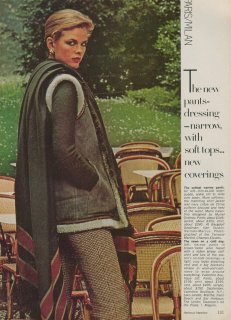 american_vogue_august_1977_newton4sm.jpg