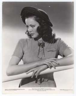 Gene Tierney Lethal Gaze 1941 (01).jpg
