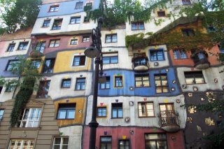 hundertwasser_bldg.jpg