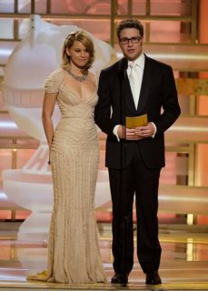 84_Elizaberth_Banks_&_Seth_Rogen msndk.starlounge com.jpg