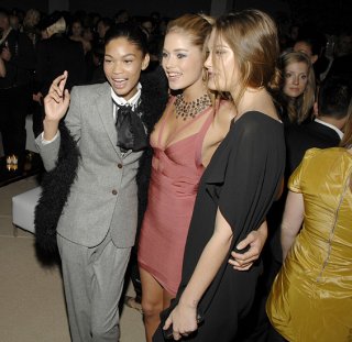 doutzen lovefest.jpg