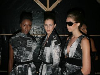 1549366.backstage_iodice_no_spfw_ig_moda_432_577.jpg