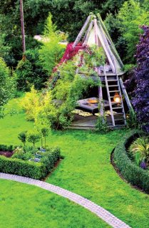 tippie w floating table berlingske from outdoors by sir terence conran.jpg tippie w floating table berlingske from outdoors by sir terence conran.jpg