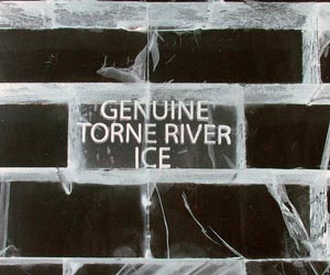 ice-bar-london-wall.jpg