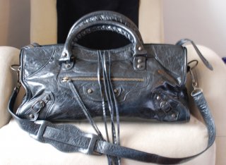 orlas bag no flash.jpg