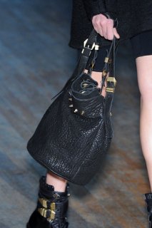Img017_runway.jpg