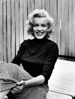 20070313-Marilyn.Monroe.by.Alfred.Eisenstaedt.HQ.03.th.jpg