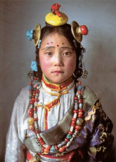 Tibetan girl - natl geo jan 2009.jpg