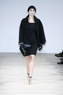 Img013_runway.jpg
