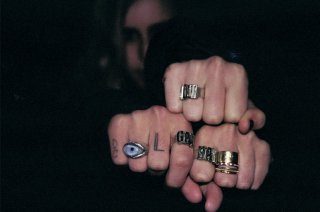 handsalice1.JPG