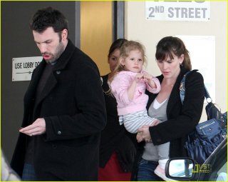 violet-affleck-ben-affleck-jennifer-garner-06.jpg