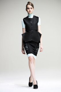 Julian Louie 19.02.09 part three.jpg