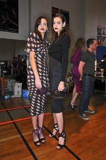 Talbot-Runhof-fall-fashion-2009-013_runway.jpg