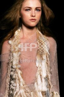 Ann Demeulemeester FW 2005 Paris 5.jpg