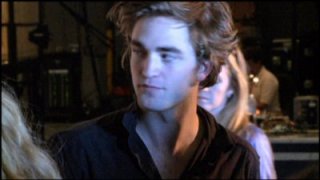 Edward_Screencap23.jpg Edward_Screencap23.jpg