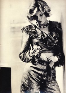vogue_paris_november_1972__newton__4.jpg