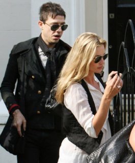 kate moss jamie hince.jpg