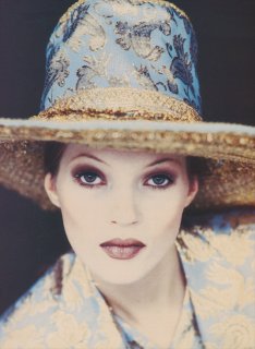 vogue_italia_february_1993__umwerth2.jpg