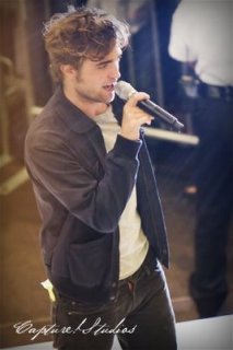 hot_topic_13.jpg hot_topic_13.jpg