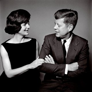 johnfkennedy_jaquelinekennedy_richardavedon02.jpg