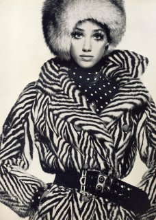 british_vogue_september_15th_1968__marisa_berenson__bailey4.jpg