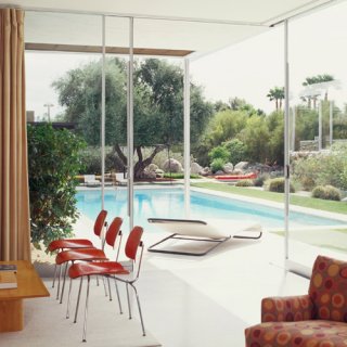 architect Richard Neutra kaufman house in nytimes com 06.jpg