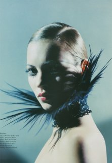 american_bazaar_april_1998__kate_moss__sorrenti1.jpg