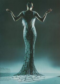 american_bazaar_april_1998__kate_moss__sorrenti3.jpg