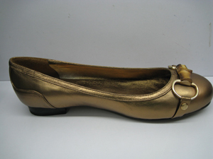 gucci shoe.jpg