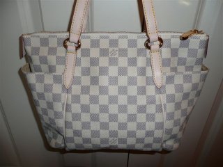 Back of Totally Damier Azur.jpg