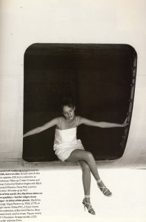 british_vogue_august_1994__amber_valetta__jansson3.jpg