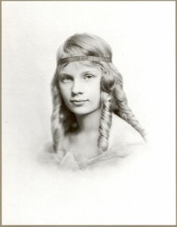 Lee Miller-Age 11-1918-Photographer Unknown.jpg