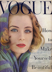 Vogue magazine May 1955 01.jpg