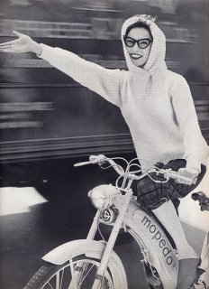 Vogue Magazine, August 1 1955 06.jpg