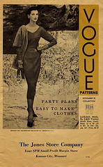 Vogue magazine November 1955.jpg