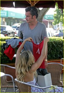 sienna-miller-balthazar-getty-malibu-03.jpg