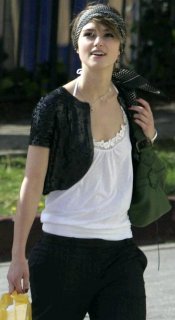 keira3.jpg